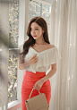 ▼SonYoonJoo▲170422图片_RO更新(亮橘挂肩枝丫玲珑秀玉拼搭裙)_孙允珠吧_百度贴吧
