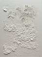 Bas-relief en papier aquarelle grain satiné, format 20x15cm (c)Lauren Collin