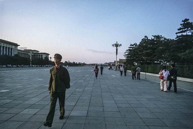 本组图片是一位香港摄影师拍摄的80年代的...