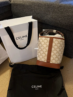 dengfenglaidengfenglai采集到CELINE