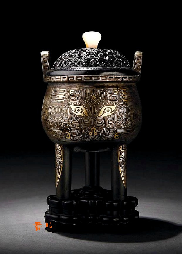 精美中国古典香炉 