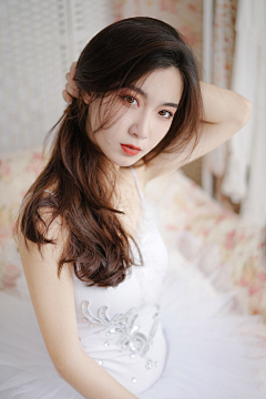 驭风者(狼)采集到女士写真