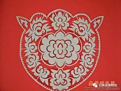 石屏花腰彝族刺绣剪纸底稿刺绣成品1刺绣成品2刺绣成品3刺绣成品4刺绣