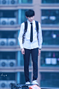 #王源# 做个无忧无虑的学生就好@TFBOYS-王源 
