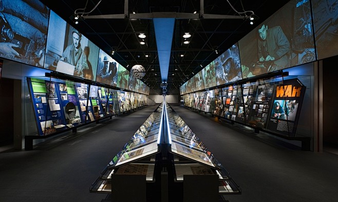 Interior, Newseum, R...