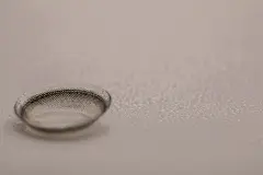 镜片隐形眼镜护眼爱眼日近视眼摄影图