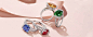 Coloured gemstones : Chaumet为每一款珠宝作品和腕表精心甄选镶嵌宝石。宝石调色板中的丰富色彩诠释着世间真挚纯洁的情感。