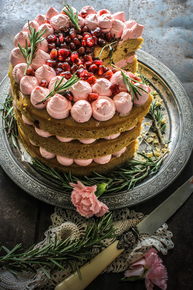 rhubarb cake with po...