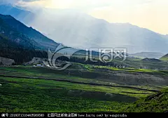 天山山脉 天山北坡 山地草原 阳光照射 绿草成荫 连绵起伏 山峦青翠 大气磅礴 自然风光秀丽 树木植物 草场草坡 河谷阶地地貌 绿油油 沟壑纵横 原生态 草原牧场 春色春天 新疆乌苏 乌拉斯台乡 巴音沟牧场 塔城地区
【参数】 13.78 MB | JPG | 5616×3744 | 240DPI | RGB