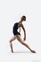 #速写参考# 精品资源 芭蕾舞者 系列二  关键词：动态速写参考 女 舞蹈 芭蕾  ------------@象牙塔-ART 真的每日更新最好的速写参考资料 ​ ​​​​图片来源：不详 ​​ ​​​​