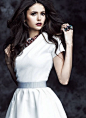 妮娜·杜波夫 Nina Dobrev 图片