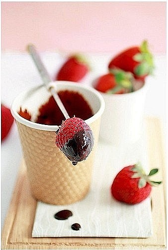  美食 草莓  ゜-吃货