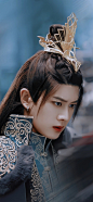 与君初相识