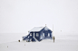 @CNU_blank
冰岛的冬天，雪地里孤独的小屋

摄影师Christophe Jacrot ​​​