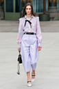 Chanel Resort 2020 Fashion Show : The complete Chanel Resort 2020 fashion show now on Vogue Runway.