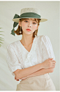 사랑이 잘 안돼 blouse by 츄(chuu) : ♥사랑스러운 잇-템! 블라우스랍니다!♥ 러블리하지만 유니크한 디테일로 특별하게! 스커트, 팬츠 어디에나 다 잘어울린답니다:)                                                                       PRODUCT INFO         화사하고 여성스러우면서도 귀여운 무드를 연출_风动？旗动？…… _妹纸~ #率叶插件，让花瓣网更好用#