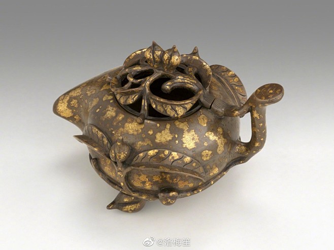 晚明 洒金桃枝香炉。