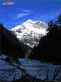 卡瓦格博峰风景图片素材
