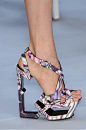 Architectural shoes
