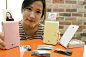 LG 推出 Pocket Photo 2 便携打印机，更小更轻更好