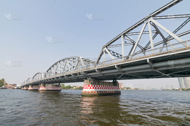 船,桥,湄南河,在下面,水,客船,水平画幅,建筑,运河,客轮