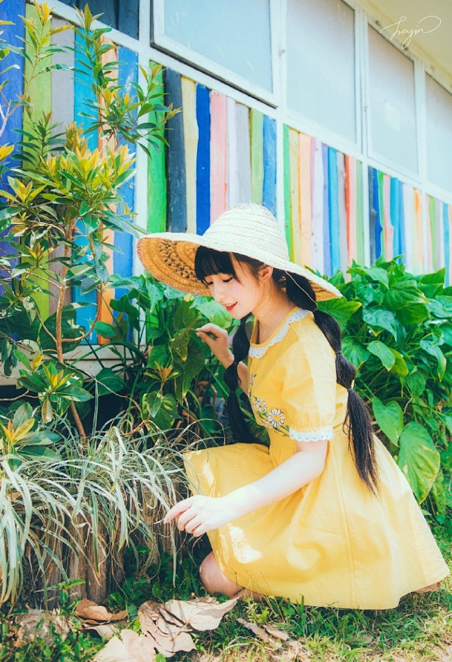 夏天 永远都是少女的颜色～  阳光明媚的...