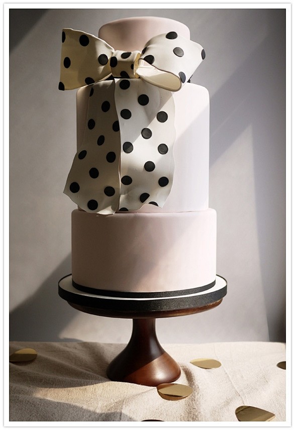 时尚的婚礼翻糖蛋糕，品质婚礼的选择