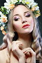 Olena Zaskochenko在 500px 上的照片Girl With Flowers