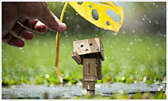 jackchen采集到超萌系亚马逊纸盒人模型Danbo