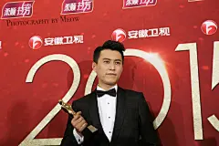 #王凯kkw# #王凯国剧盛典# 移动的表情包par... 来自一只猫爪Meow - 微博