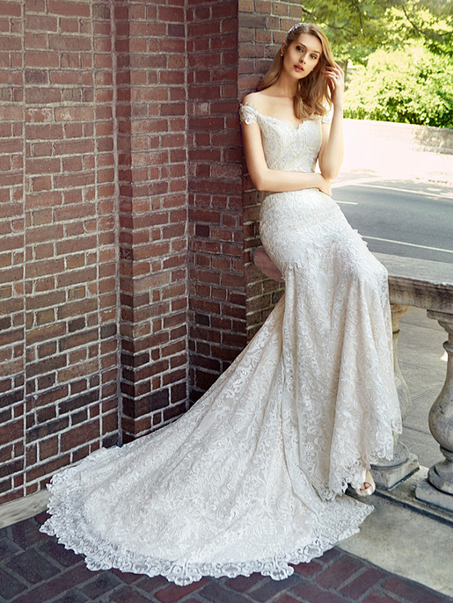 Val Stefani 2017春夏婚纱...