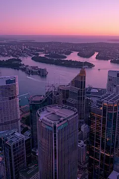 航拍凌晨的城市高楼效果