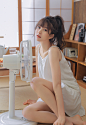 吊带睡衣美女性感居家日系写真[4/9]_性感美女_美桌网
