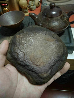 美少女狗哥采集到秦砖茶海   养玩效果  会呼吸的茶海