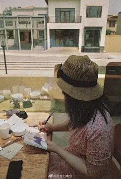 博洛尼亚插画展入围插画师专访｜武芃：于日常中捕捉森罗万象_作品_生活_童书 :  三次入选插画界的奥斯卡“博洛尼亚插画展〞，是中国大陆第一位连续两年参展的艺术家。 ▲ 入围意大利博洛尼亚插画奖作品《爸爸的百宝箱》 如果你想让甲方在短时间内认可你的创意，我建议多出一…