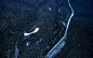 中国，泰安，泰山九女峰书房 / Gad · Line+Studio : 这座位于中国山东省的白色建筑被认为是一朵“悬浮的云”，它是一个游客中心，可以俯瞰整个山区的风景。该建筑由Ga