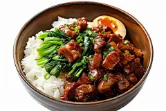 家常菜卤肉饭便当