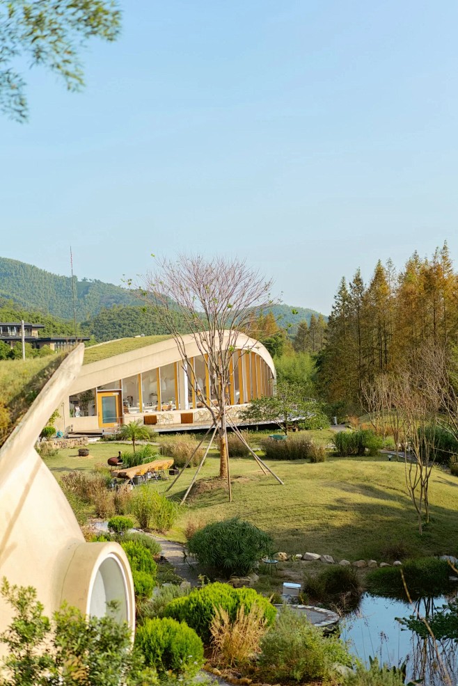 穴居新世界山野花园：湖州野界度假酒店 /...