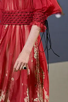 Christian Dior
FALL 2022 COUTURE