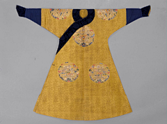 天清继采集到故宫博物院藏品-服饰
