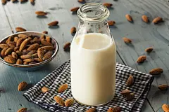 Organic White Almond Milk
