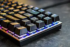 创意网络游戏背光键盘摄影图片