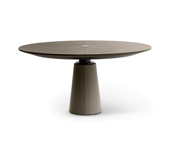 Mesa Due by Poltrona...