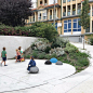 巧妙的高差设计：城市里的陨石坑儿童活动场地景观设计，Plaza Tetuán-Amaliach