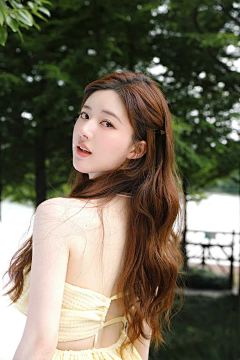 不想涨胖采集到美女合集