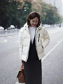 @安踏 的个人主页 - 微博