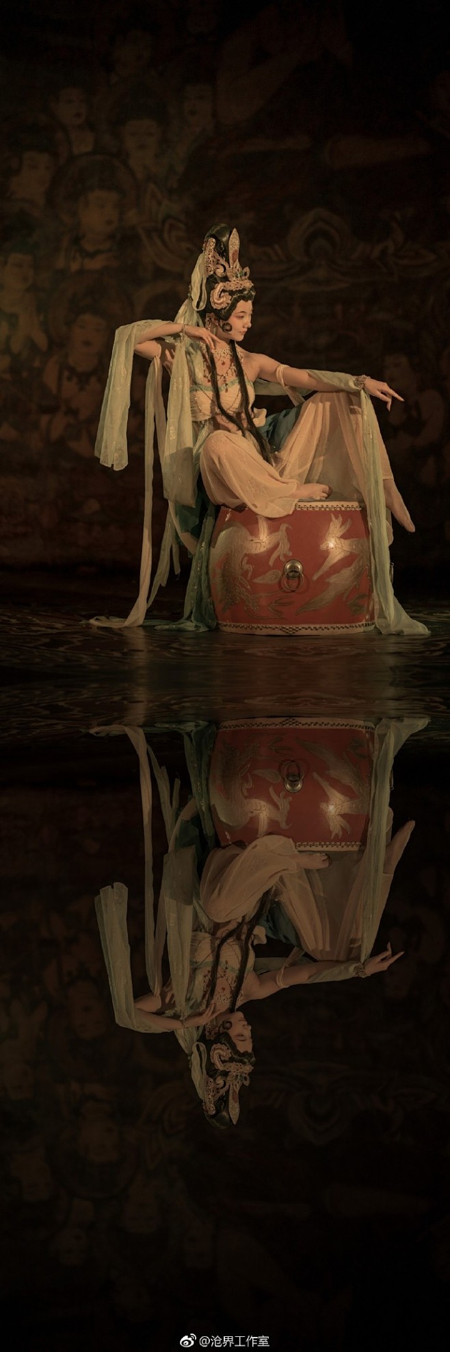 #雅丹天女mv# 剧照

天女‖轻盈舞殿...