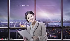 现代城市灯火通明甜笑女士商务合成海报 海报招贴 商务办公