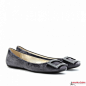 Roger Vivier $494