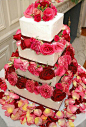 让精致的婚礼蛋糕见证最甜蜜的爱情 